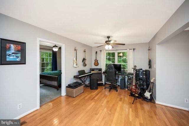 679 CROPP RD, Fredericksburg, VA 22406