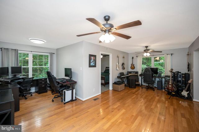 679 CROPP RD, Fredericksburg, VA 22406