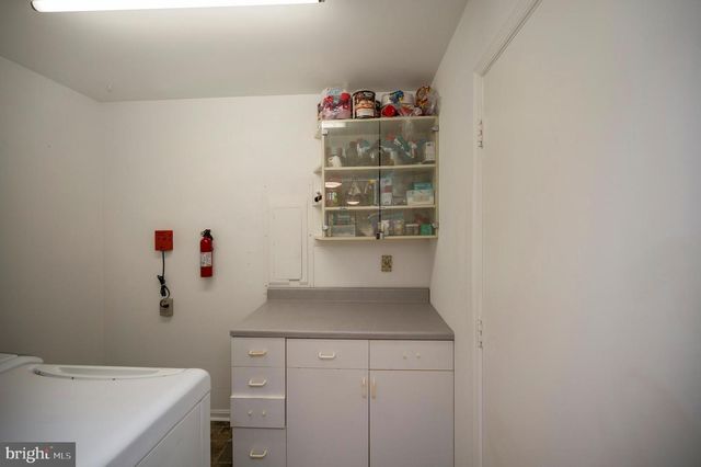 679 CROPP RD, Fredericksburg, VA 22406
