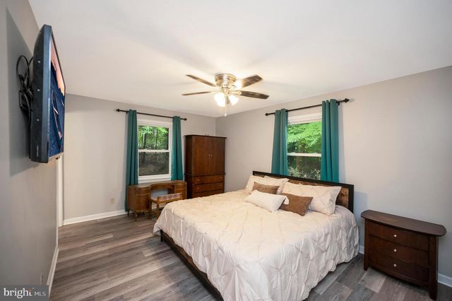 679 CROPP RD, Fredericksburg, VA 22406