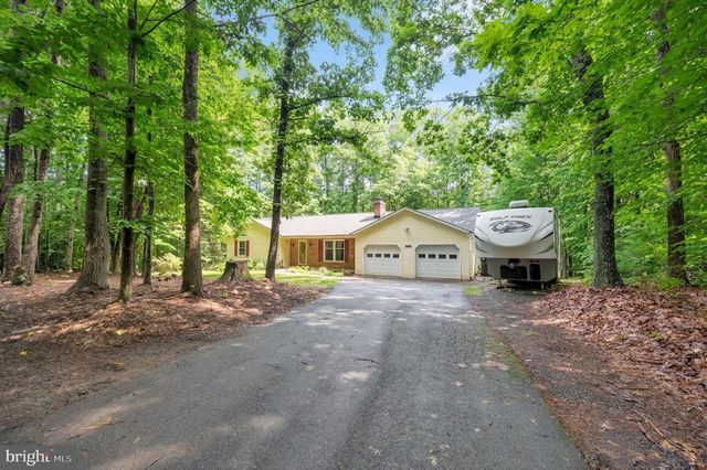 679 CROPP RD, Fredericksburg, VA 22406