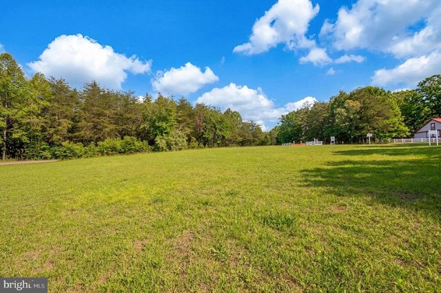 679 CROPP RD, Fredericksburg, VA 22406