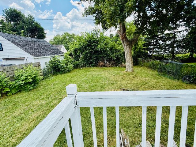 54 E Fairmount Avenue, Pontiac, MI 48340