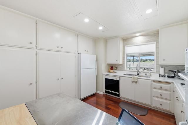 1930 W San Marcos Boulevard 204, San Marcos, CA 92078