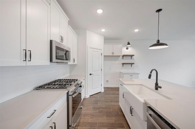 7918 Jasper Meadows Way, Angleton, TX 77515