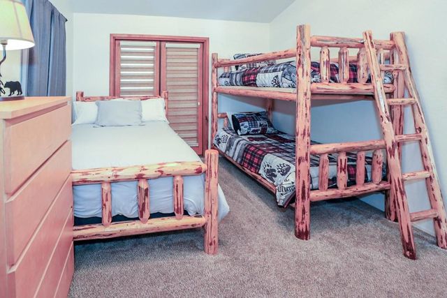 42638 Moonridge Road, Big Bear, CA 92315