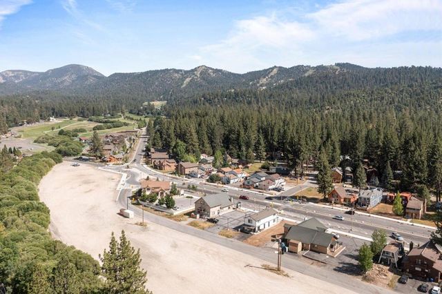 42638 Moonridge Road, Big Bear, CA 92315