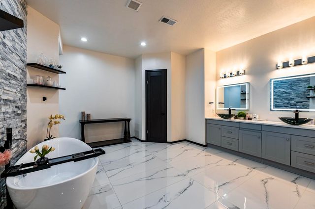 2623 Jade Court NE, Rio Rancho, NM 87124