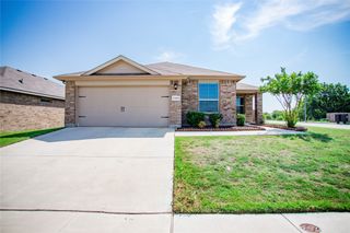 9300 Red Brush Trail, Fort Worth, TX 76131