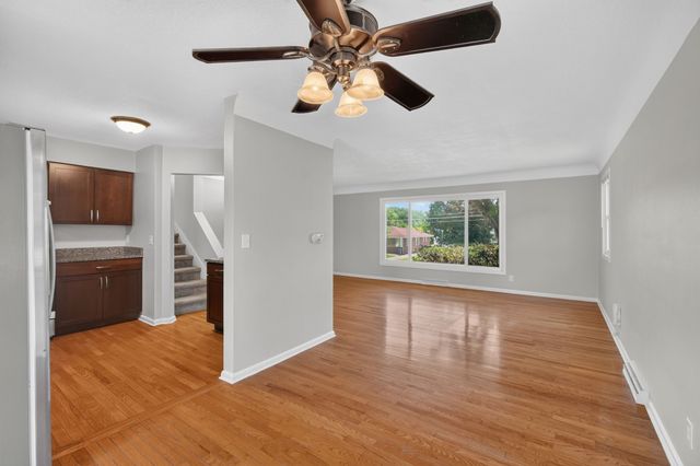 7205 Maple Drive, Urbandale, IA 50322