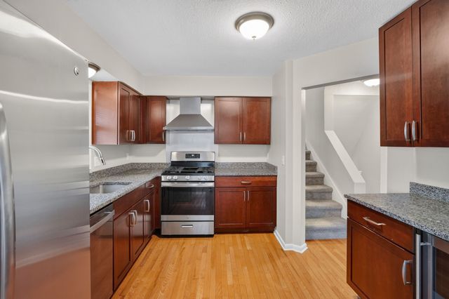 7205 Maple Drive, Urbandale, IA 50322