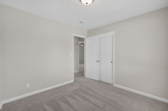 7205 Maple Drive, Urbandale, IA 50322