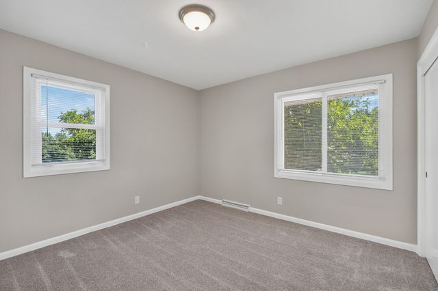 7205 Maple Drive, Urbandale, IA 50322