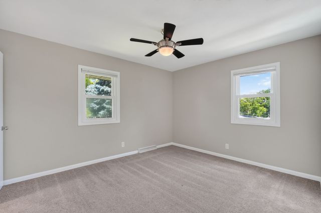 7205 Maple Drive, Urbandale, IA 50322