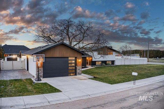 4393 N Edelweiss St., Boise, ID 83713