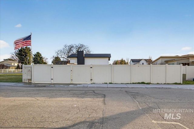 4393 N Edelweiss St., Boise, ID 83713