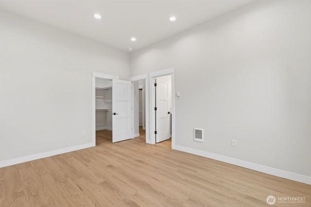 11 Sun Crest Lane, Cathlamet, WA 98612