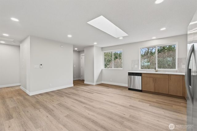 11 Sun Crest Lane, Cathlamet, WA 98612