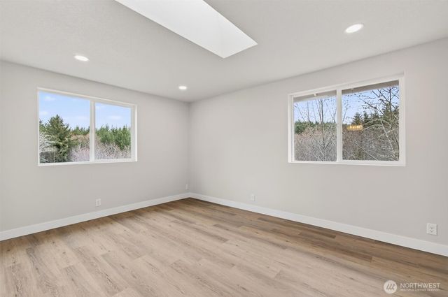 11 Sun Crest Lane, Cathlamet, WA 98612