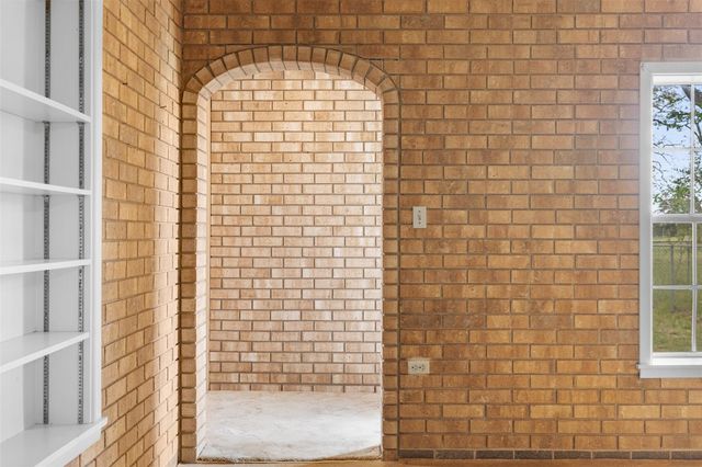 4361 Us Highway 77 S, Hallettsville, TX 77964