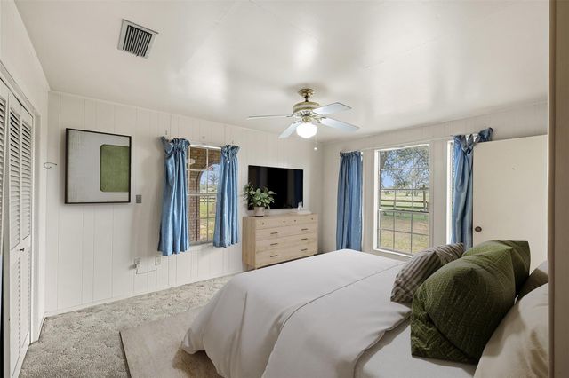 4361 Us Highway 77 S, Hallettsville, TX 77964