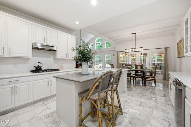 1008 Old Meetinghouse Way, Raleigh, NC 27615