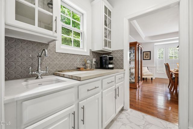 1008 Old Meetinghouse Way, Raleigh, NC 27615