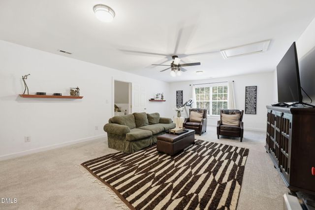 1008 Old Meetinghouse Way, Raleigh, NC 27615