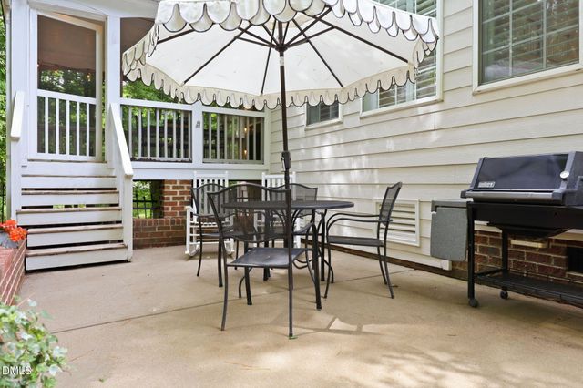 1008 Old Meetinghouse Way, Raleigh, NC 27615