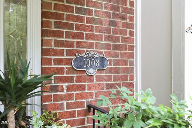 1008 Old Meetinghouse Way, Raleigh, NC 27615