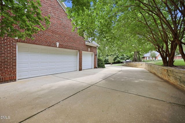 1008 Old Meetinghouse Way, Raleigh, NC 27615