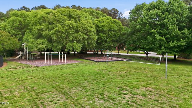 1008 Old Meetinghouse Way, Raleigh, NC 27615