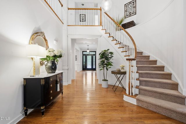 1008 Old Meetinghouse Way, Raleigh, NC 27615