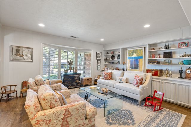 7138 Grand Oaks Road, Dallas, TX 75230