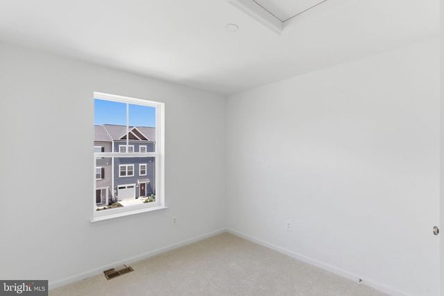 511 FONTANA CIR, Martinsburg, WV 25403