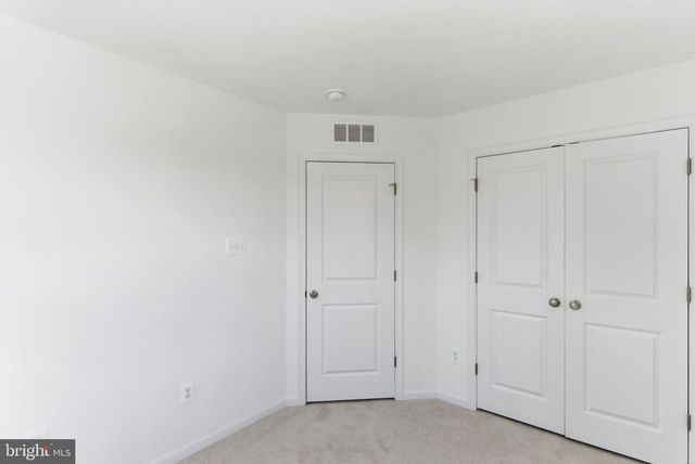 511 FONTANA CIR, Martinsburg, WV 25403