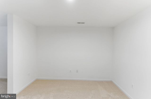 511 FONTANA CIR, Martinsburg, WV 25403