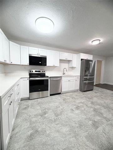 14250 NW 75TH AVENUE, Trenton, FL 32693