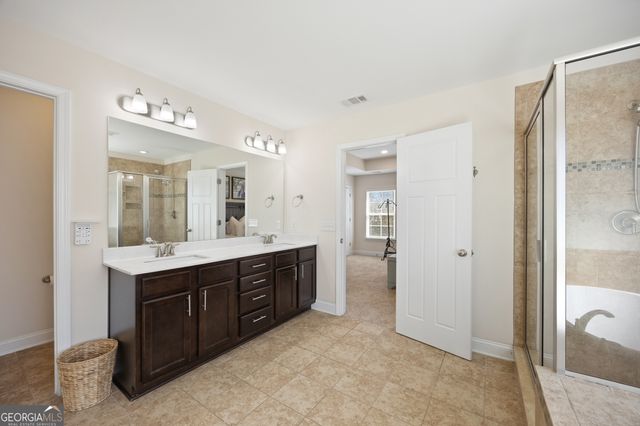 86 Waverly Lane, Richmond Hill, GA 31324