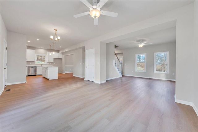 3716 Crescent Ridge DR, Roanoke, VA 24018