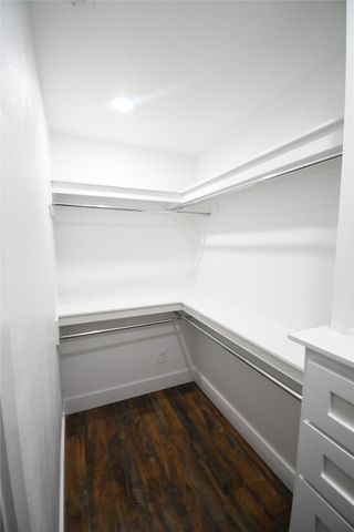 1011 Sam Hill Street, Irving, TX 75062