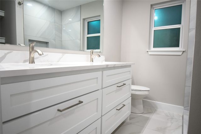 1011 Sam Hill Street, Irving, TX 75062