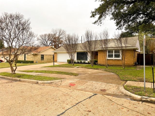 1011 Sam Hill Street, Irving, TX 75062