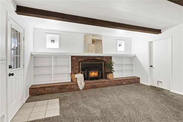 9616 Holmes Road, Kansas City, MO 64131