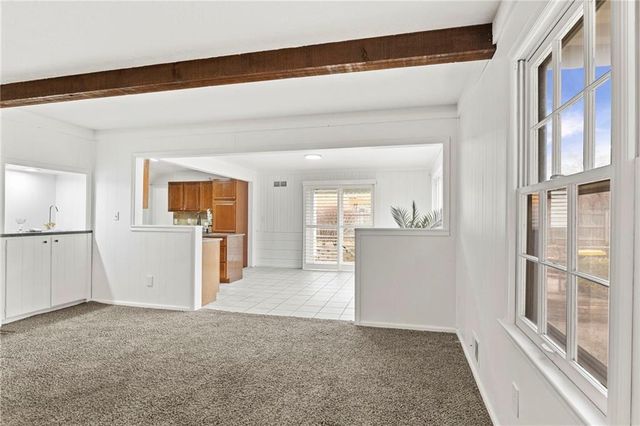 9616 Holmes Road, Kansas City, MO 64131