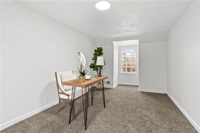 9616 Holmes Road, Kansas City, MO 64131