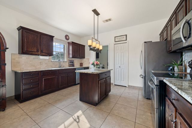 4514 Haven Hill Drive, The Colony, TX 75056