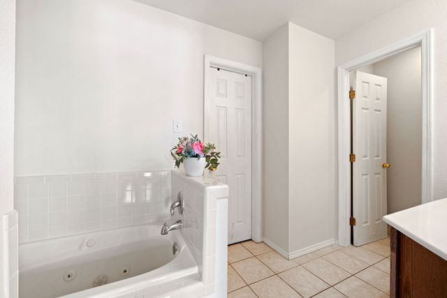 4514 Haven Hill Drive, The Colony, TX 75056