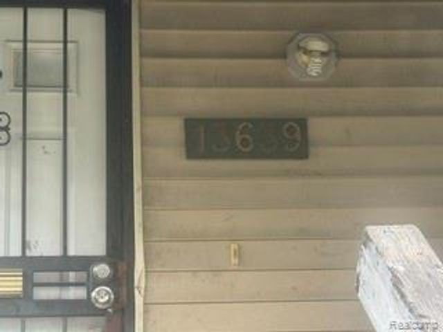 13639 Saratoga Street, Detroit, MI 48205