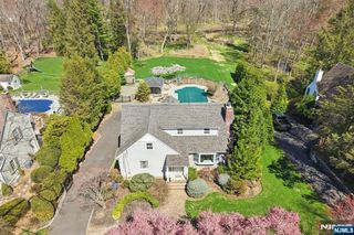 777 W Saddle River Road, Ho-ho-kus, NJ 07423